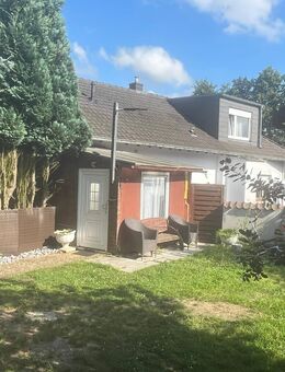Großes Wohnhaus mit ca. 280 m² Wfl. und 722 m² Grundstück mit Ausbaureserve in Aldenhoven - Aldenhoven