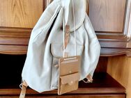 UNBENUTZT Rucksack mit Lederriemen und ein Leder Brustbeutel - Hannover Buchholz-Kleefeld