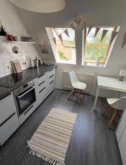 Möblierte 2-Zimmer-Maisonettewohnung in zentraler, ruhiger Lage von Erfurt - Erfurt