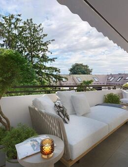 KfW-gefördertes Wohnen über den Dächern: Stilvolle Dachgeschosswohnung mit Terrasse! - München