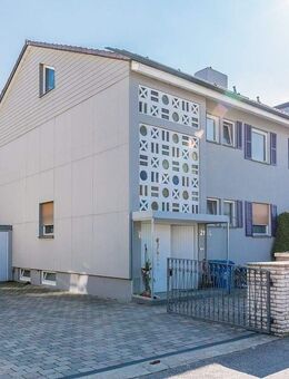 3-Zimmer-Dachwohnung mit Einbauküche in Landshut-Löschenbrand - Landshut