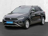 VW T-Roc, 1.0 TSI Dig, Jahr 2023 - Lehrte