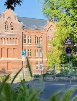 Großzügig Wohnen im alten Schulgebäude - Gotha