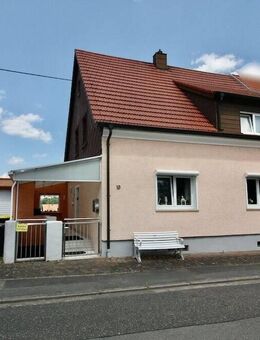Doppelhaushälfte in Schiffweiler zu verkaufen - Schiffweiler