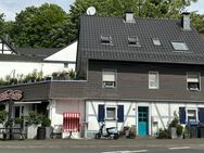 Bergischer ALTBAU CHARME top saniert inkl. Café - Zwei liebevoll modernisierte Wohnungen - Bergisch Gladbach