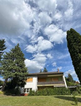 Unter Bodenrichtwert! Zweifamilienhaus auf Traumgrundstück - Frankfurt (Main)