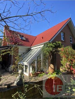 Ihr neuer Wohntraum in Stahnsdorf: Großes Einfamilienhaus mit Wintergarten auf idyllischem Grundstück in ruhiger Lage - Stahnsdorf