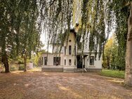 Historische Villa aus dem Jahr 1887 - Neumünster