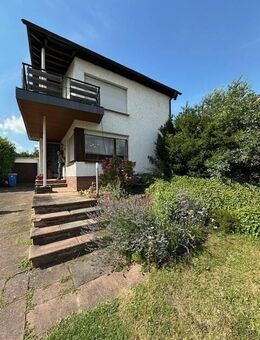 Kleines Einfamilienhaus mit tollem, großen Grundstück in 52372 Kreuzau - Kreuzau