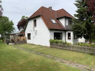 Schöne 3 Zi DG Whg mit großem Garten und Terrasse - Schönberg (Schleswig-Holstein)