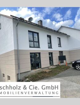 Dachgeschossjuwel: 3-Zimmer-Wohnung in umfassend modernisiertem Wohnhaus - Olpe