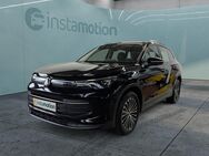 VW Tiguan, 2.0 TDI LIFE, Jahr 2024 - München