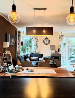 Hochwertige Ruhe-Oase mit romantischem Garten - Germering