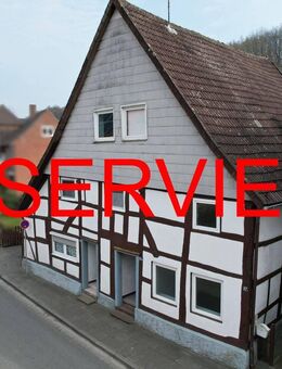 !RESERVIERT! Dreifamilienhaus mit solider Rendite in Beverungen-Herstelle - Beverungen