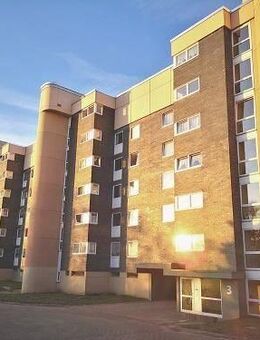 Gut geschnittene 2-Zimmer-Wohnung mit Balkon im Erdgeschoss - Bonn