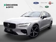 Volvo V60, B4 D Plus Dark, Jahr 2022 - Jena