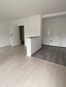 Frisch sanierte 4 Raumwohnung mit Terrasse in Görlitzer Nikolaivorstadt - Görlitz