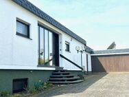 Gepflegtes Einfamilienhaus mit Wintergarten und Einliegerwohnung in Selters (Westerwald) - Selters (Westerwald)