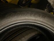 Biete fast neue Sommerreifen Goodyear 215/50/R18 96V - Zossen