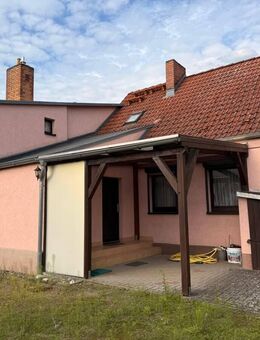 IM HERZEN VON BRITZ | Charmantes Wohnhaus mit einer großzügigen Grundstücksfläche von 1280 qm! - Britz
