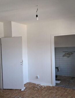 * Renovierte 2-Zimmer-Wohnung mit Kochnische * - Herten