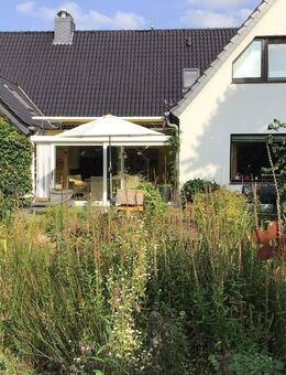 Große, individuelle Wohnimmobilie, Nebengebäude und tollen, großer Garten – in guter Lage von Verden! - Verden (Aller)