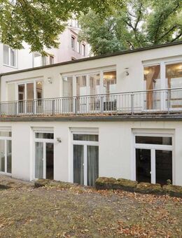 Büro Townhouse mit separatem Garten auf der Friedrichstraße (A-Lage) - Berlin