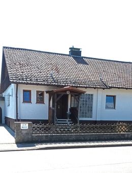 EFH mit Wintergarten, Garage, großem Grundstück - Wassertrüdingen