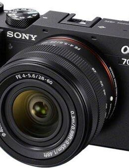 Sony ILCE-7CLB - Alpha 7C E-Mount mit SEL2860 Vollformat-Digitalkamera (FE 28–60 mm F4–5,6, 24,2 MP, FE 28–60 mm F4–5,6, 24,2 MP, 4K Video, Echtzeit-AF)