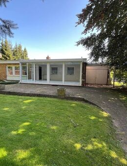 Ihr Bungalow auf traumhaftem Grundstück - Bad Segeberg