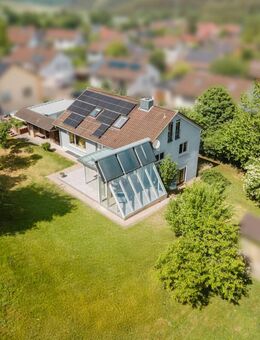 Einfamilienhaus mit Einliegerwohnung und wunderbarem Garten - Marktheidenfeld