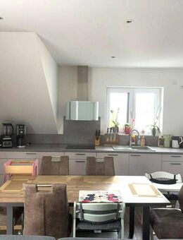 Leingarten - Neuwertige barrierearme 3,5 Zimmer-Wohnung perfekt für Senioren und Komfortliebhaber. - Leingarten