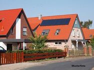 Doppelhaushälfte nebst Garten und Carport - Potsdam