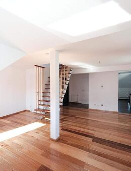 SCHICK mit EBK und begehbarem Kleiderschrank inkl. Schranksystem! - Ehrenfriedersdorf