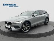 Volvo V60, B4 Cross Country Plus AWD 19Zo, Jahr 2023 - Celle