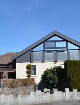 Geräumiges Wohnhaus mit schönem Gartenbereich in attraktiver Lage - Freudenstadt