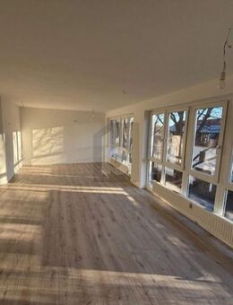 MODERN UND URBAN AM MIRBACHPLATZ - Berlin