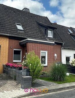 Top gepflegt & gut angebunden: Reihenhaus mit 5 Zimmern, Garten und Garage - Peine