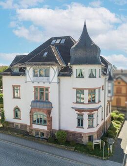 Hochwertige 1,5-Zimmerwohnung mit Einbauküche zentral in Sonneberg! - Sonneberg