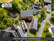Geräumiges Haus mit beeindruckender Scheune und weitläufiger Wiese - Leutenberg