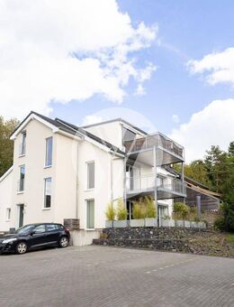 Bezugsfreie und großflächig geschnittene Obergeschosswohnung in attraktiver Höhenlage // Balkon // 2 Stellplätze // inkl. EBK // einziehen oder vermie - Trier