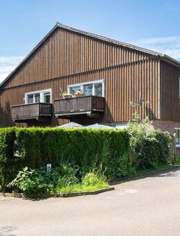 Ruhige 2-Zimmer-Wohnung mit Balkon zu verkaufen - Barmstedt