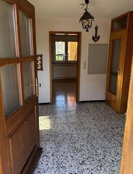 Schönes Haus in Top Lage mit großem Grundstück - Einbauküche - Garage - Güglingen