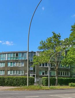 Attraktive Eigentumswohnung mit großer Terrasse und Tiefgaragen-Stellplatz in Hamburg-Bramfeld - Hamburg