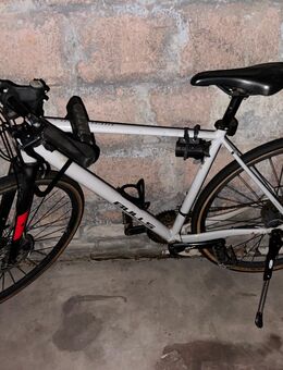 Bulls Rennfahrrad 28 Zoll weiß mit Aerobars - Berlin Marzahn-Hellersdorf