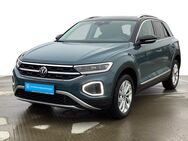 VW T-Roc, 1.5 TSI Style Dig, Jahr 2023 - Hannover