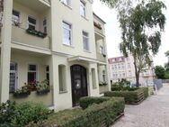 Gemütliche Wohnung mit offenem Küchenbereich und Einbauküche! - Magdeburg