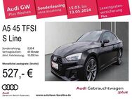 Audi A5, Coupé 45 TFSI qu S line, Jahr 2023 - Berlin