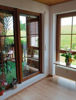Sonnige Loggia 2 Zi. DG Wohnung - Bad Steben