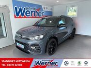 VW Tiguan, 2.0 TDI R-Line Black Matri, Jahr 2022 - Mittweida